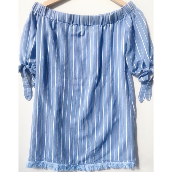 HOT & DELICIOUS Striped Chambray Off the Shoulder Top - Picture 3 of 8